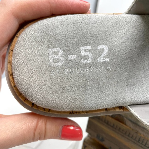 B-52 by Bullboxer Light Grey Primm Strappy Sandal Size 11 New - Picture 12 of 13
